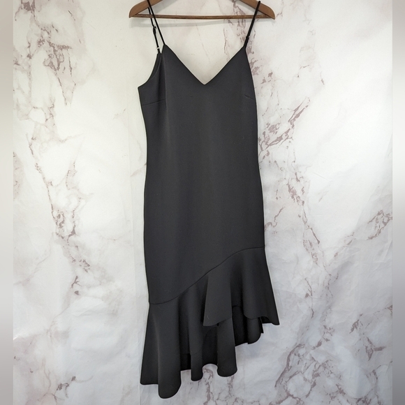 Elliatt Dress Womens Large Black Artemis Midi Ruffle Tank V Adjustable LBD Crepe - Picture 2 of 11